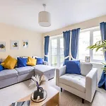 Lovely 3 Bed House, 8 People, With Street Parking! Bristol